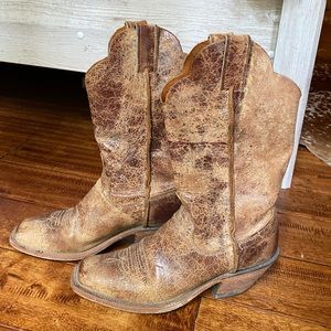 Womens Justin cowboy boots